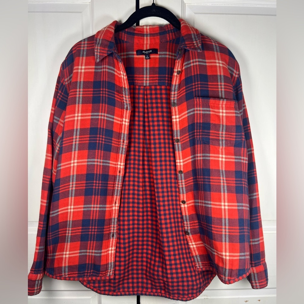 Madewell Ex boyfriend Flannel Button-Down Red and Navy Plaid Size Small - Picture 3 of 5